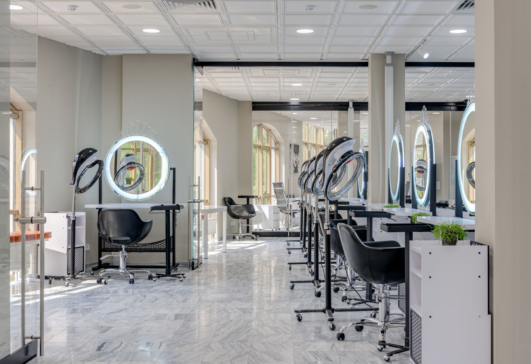 HUMAGENHAIR interior detail